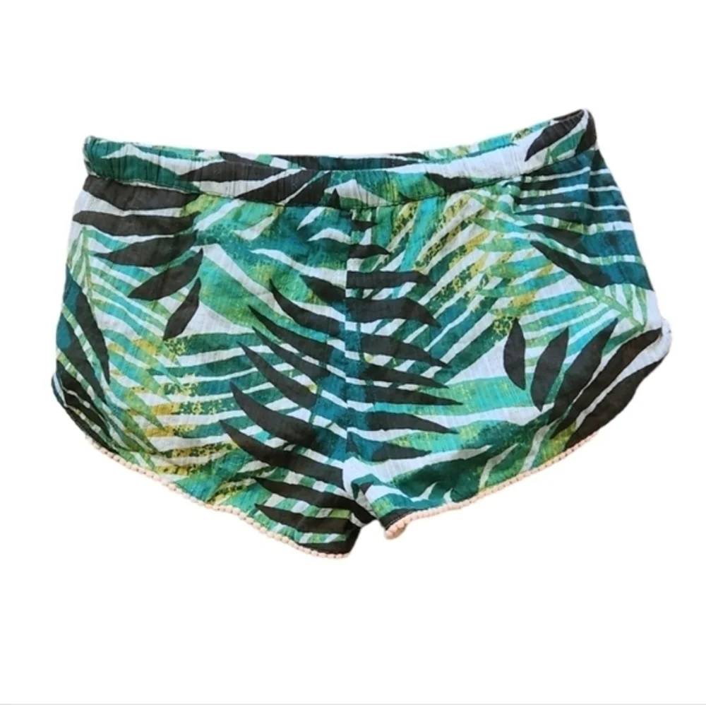 ROXY PALM LEAF SHORTS‎ M